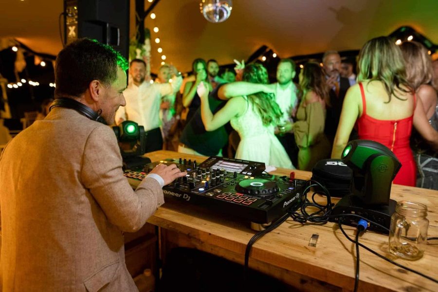 Jewish wedding DJ in NYC