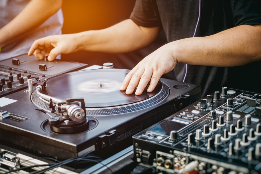 Spinning Tradition and Innovation on the Turntables with a Jewish DJ NYC