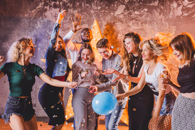 Club-Style Entertainment Trends for Modern Celebrations